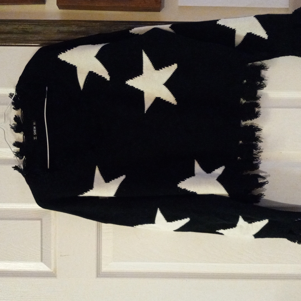 Black and white star sweater